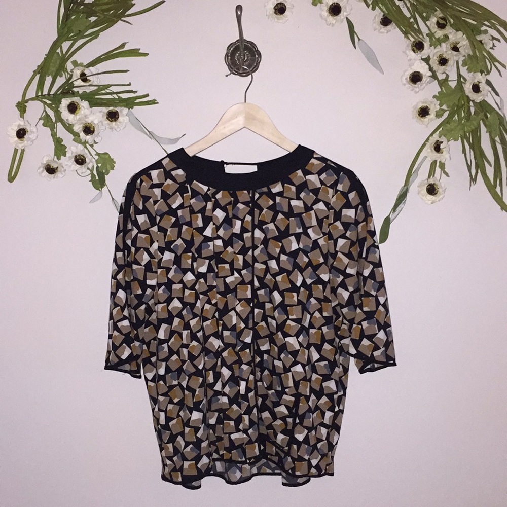Zara Basic, Geometric Print Swing Top